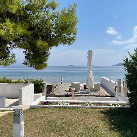 Elia Waterfront Suites & Pool * Corinth