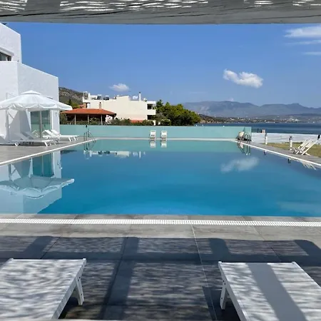 Elia Waterfront Suites&pool