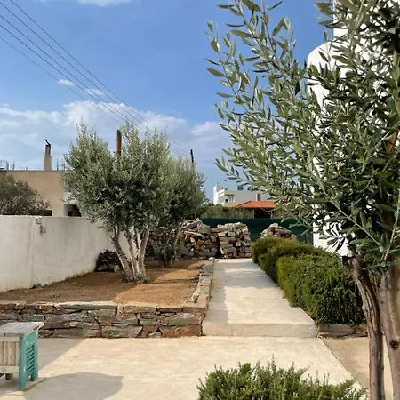 Elia Waterfront Suites & Pool