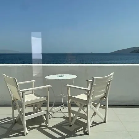 Guest house Elia Waterfront Suites & Pool *