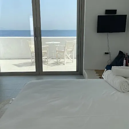 Guest house Elia Waterfront Suites & Pool Corinth