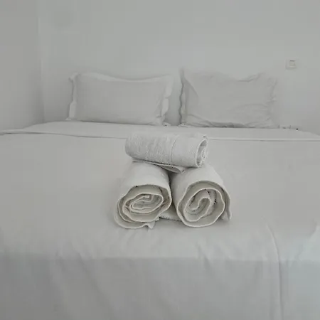 Elia Waterfront Suites & Pool *