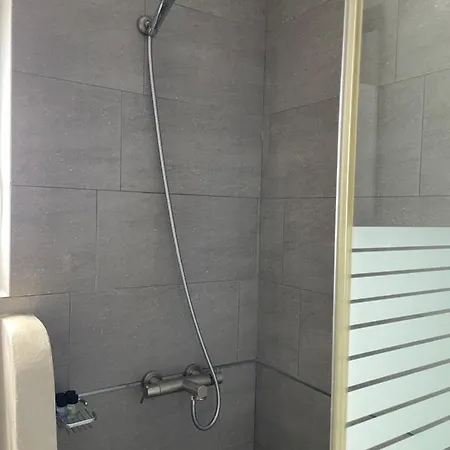 Guest house Elia Waterfront Suites & Pool